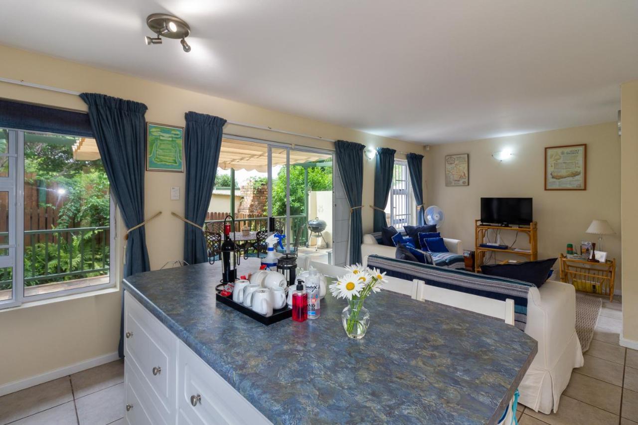 Ferienwohnung Dunwerkin Self Catering Kenton on Sea Exterior foto