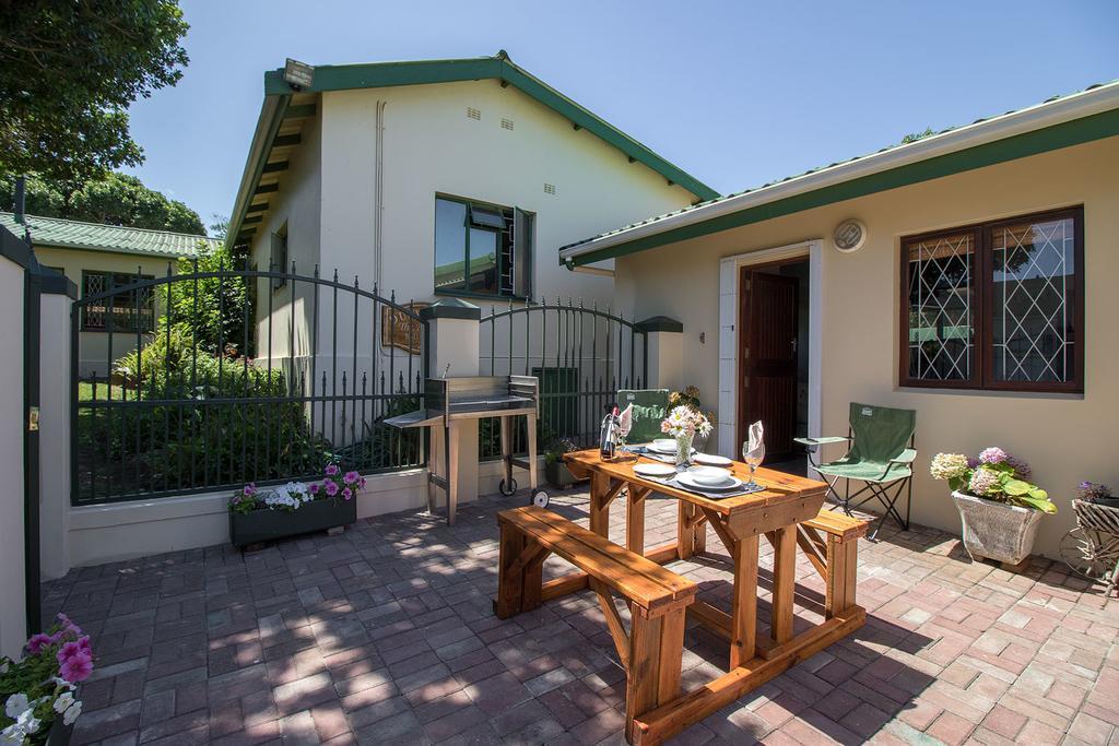 Ferienwohnung Dunwerkin Self Catering Kenton on Sea Exterior foto